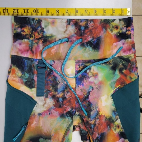NWOT Lululemon Cargo Super High-Rise Hiking Tight 25" Size 6 Sunbeam Floral - Picture 11 of 16